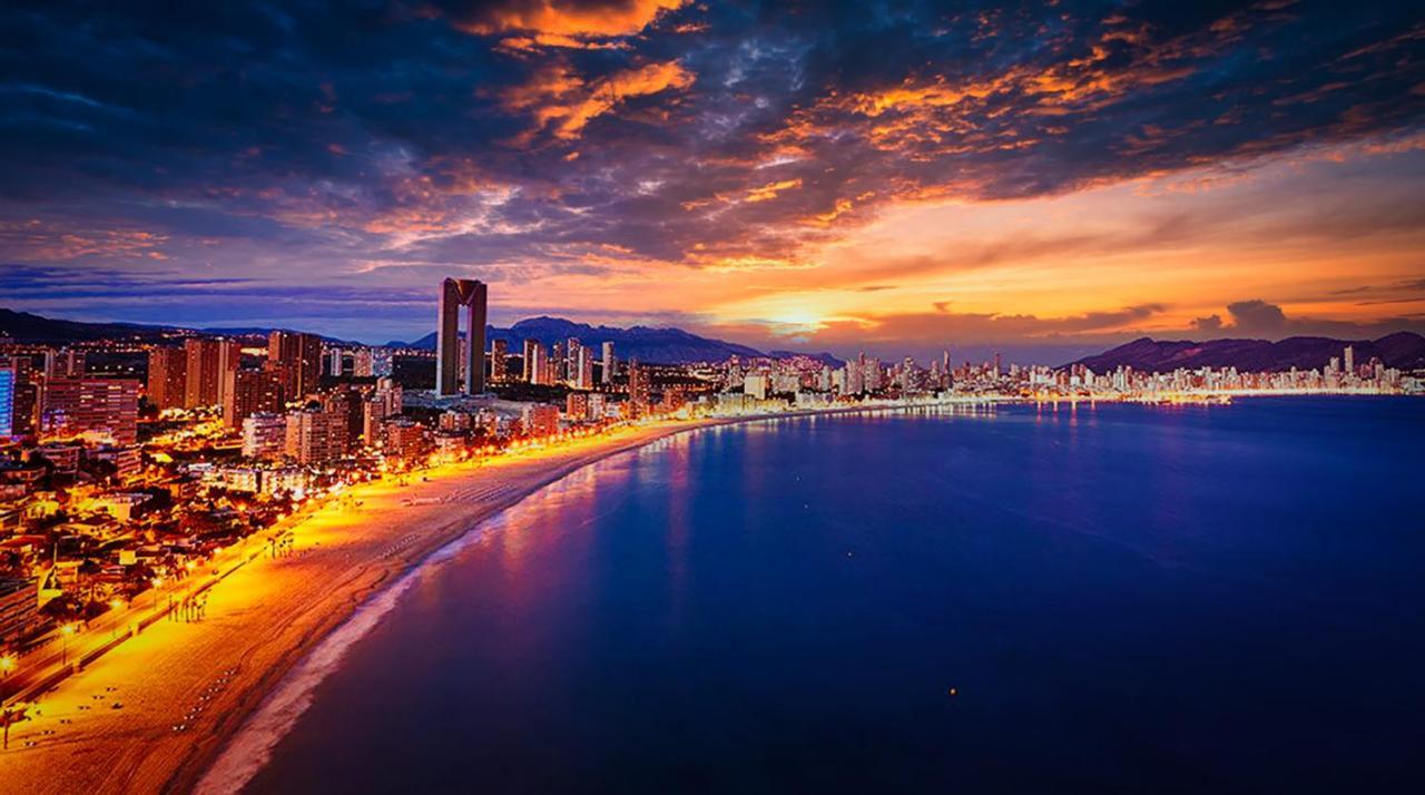 Apartment Beautiful Near With Panoramic Sea-view