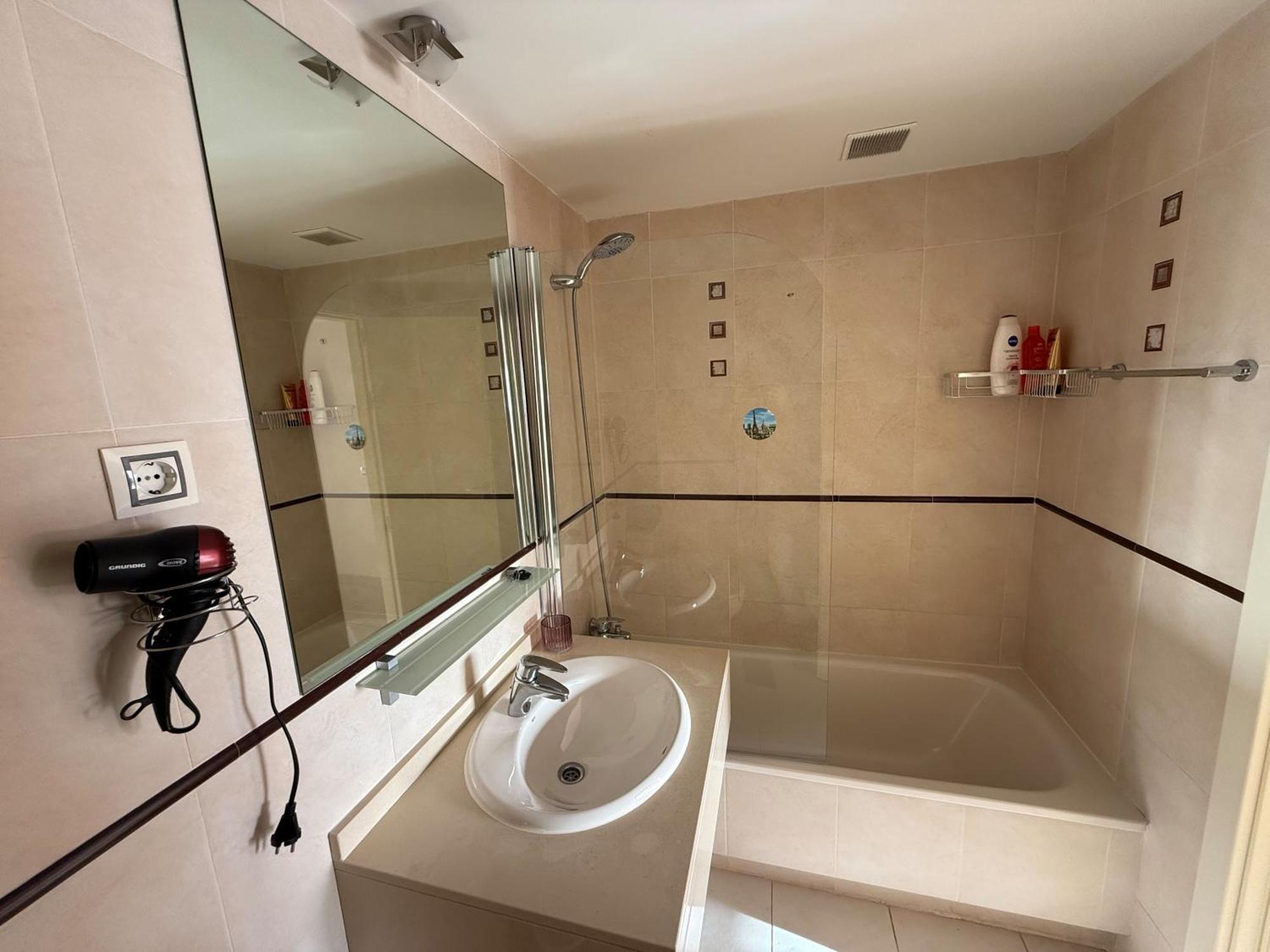 Apartment Beautiful Near With Panoramic Sea-view