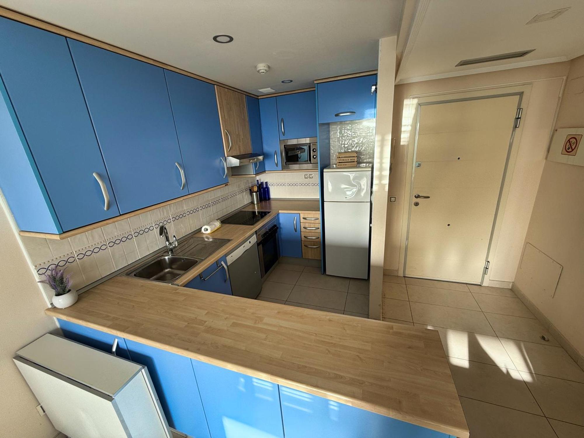 Apartment Beautiful Near With Panoramic Sea-view